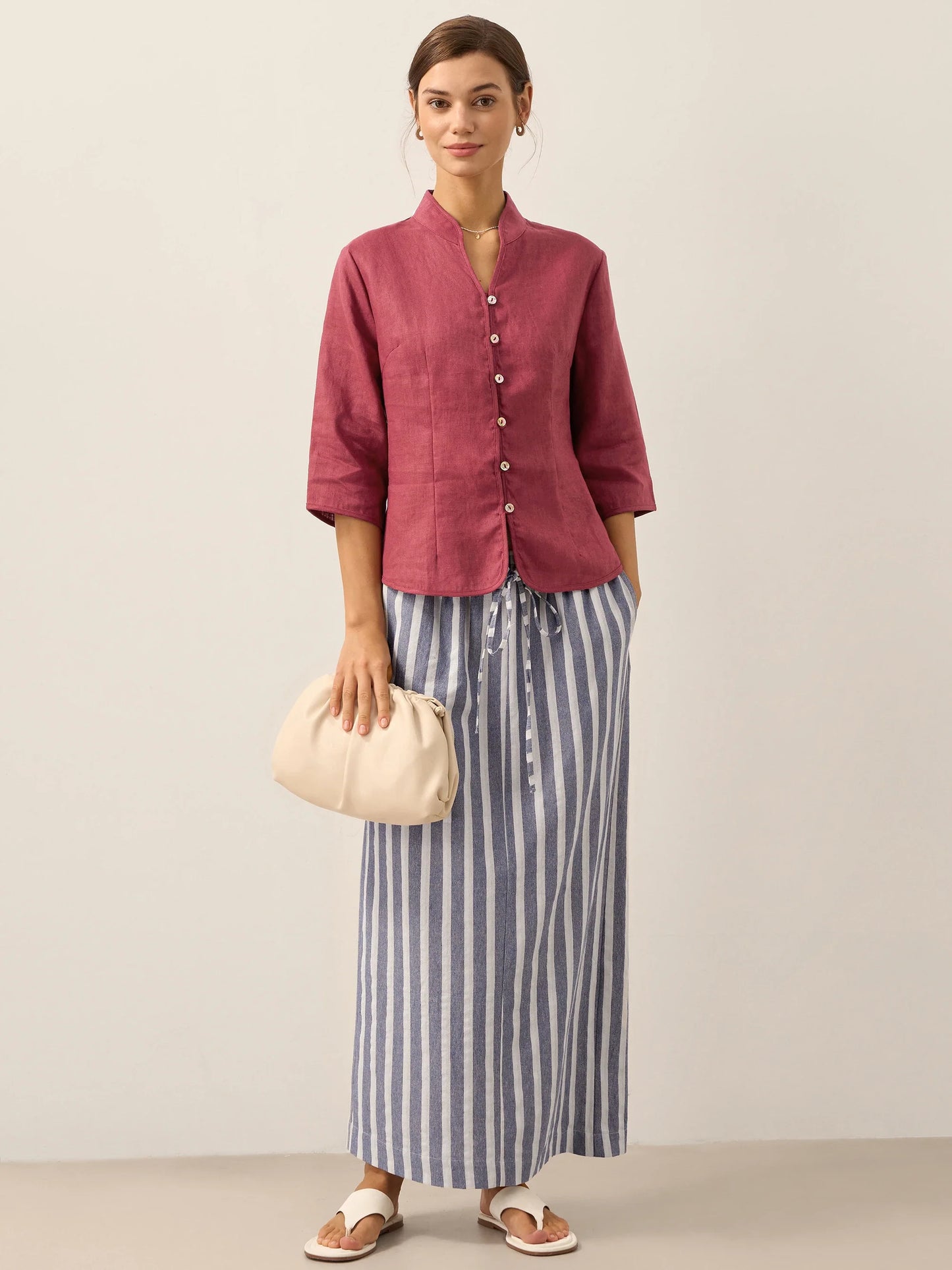 Chaqueta ajustada con botones de mano 100% de lino AMELIA