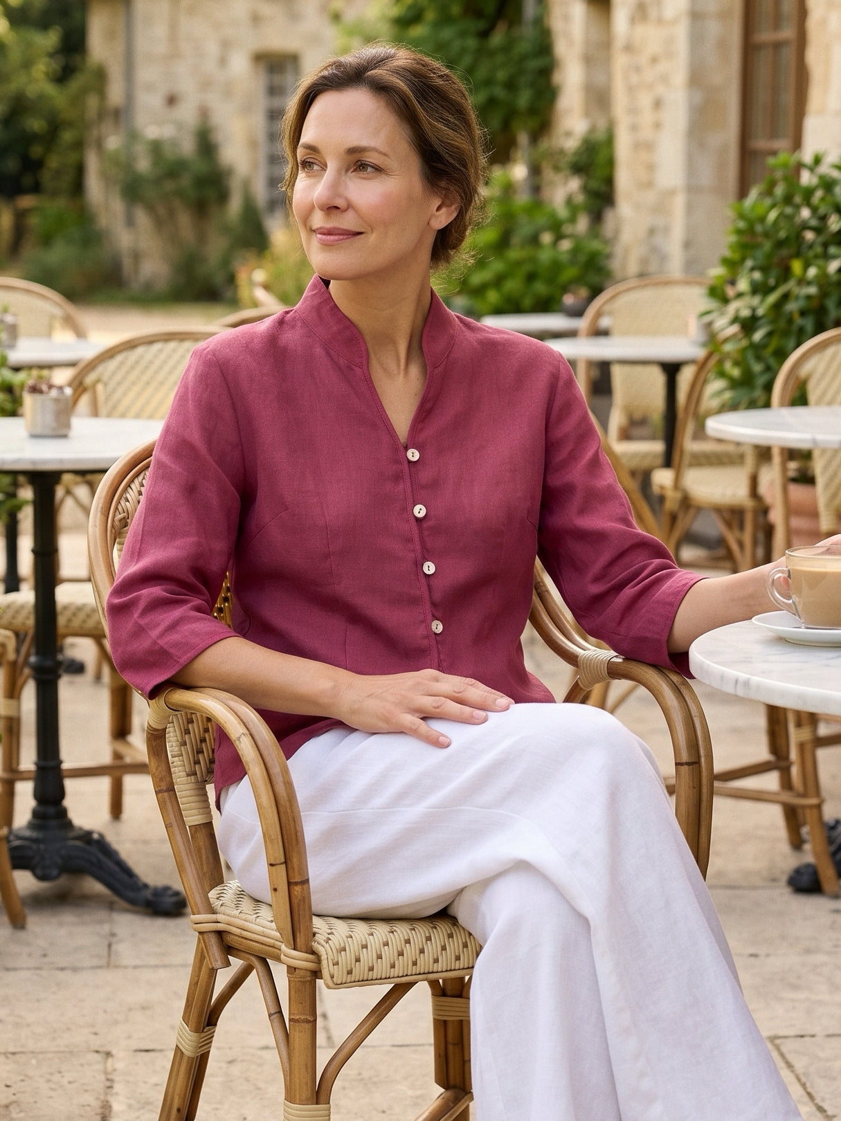 Chaqueta ajustada con botones de mano 100% de lino AMELIA