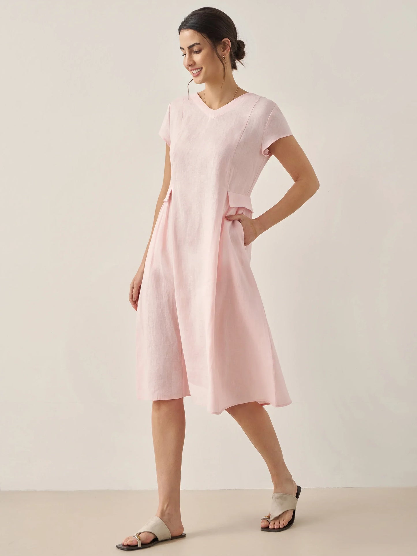 Vestido de verano 100% lino natural con cuello de pico ALEXA