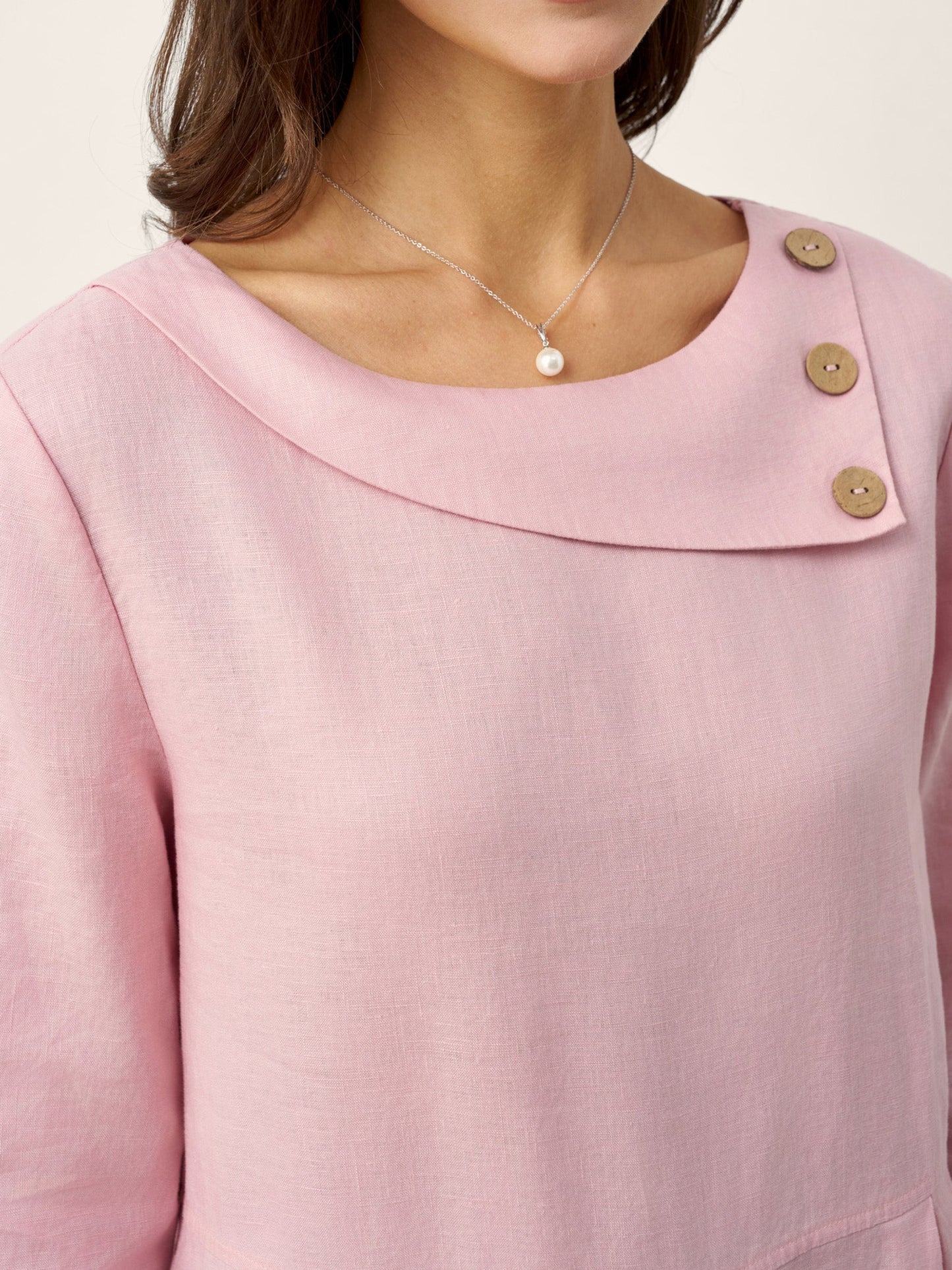 Vestido de Lino 100% Cuello Media Luna con Botones