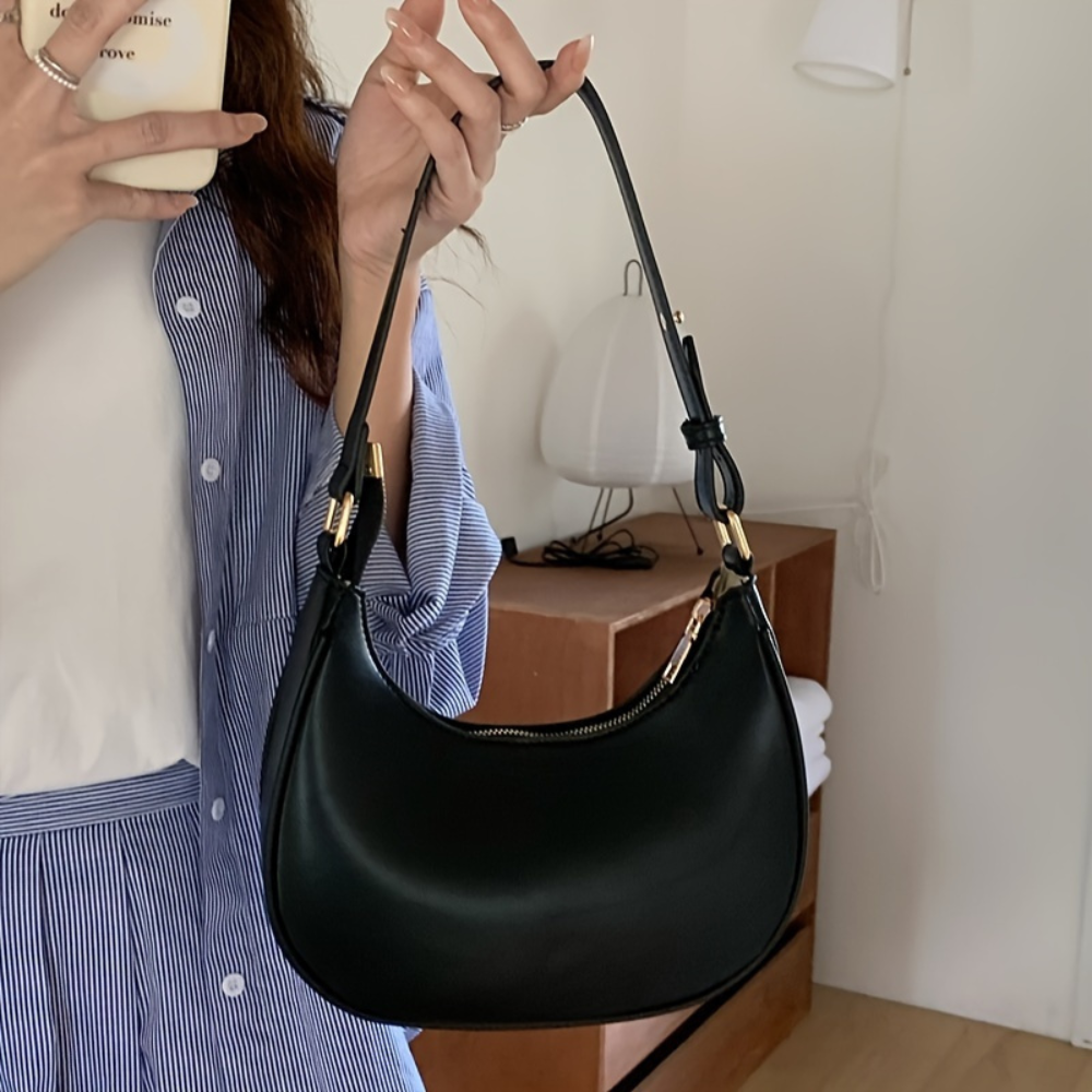 Bolso de hombro en forma de luna creciente