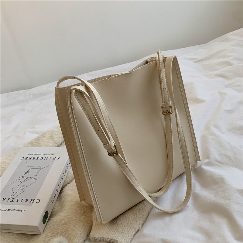 Jessica Shoulder Bag